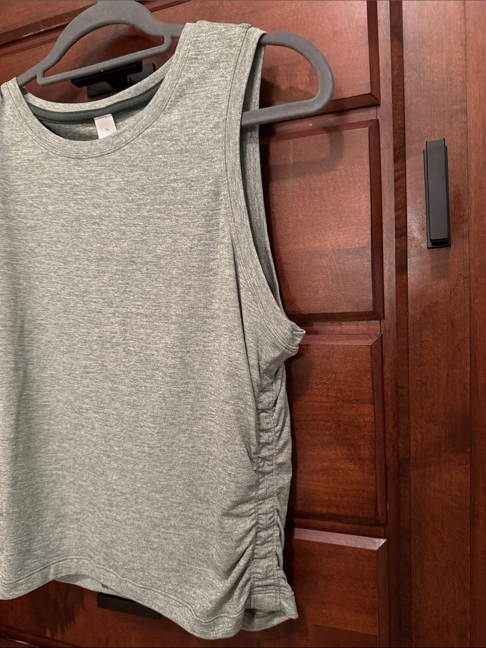 Lululemon license to train tight fit tank - Picture 3 of 6